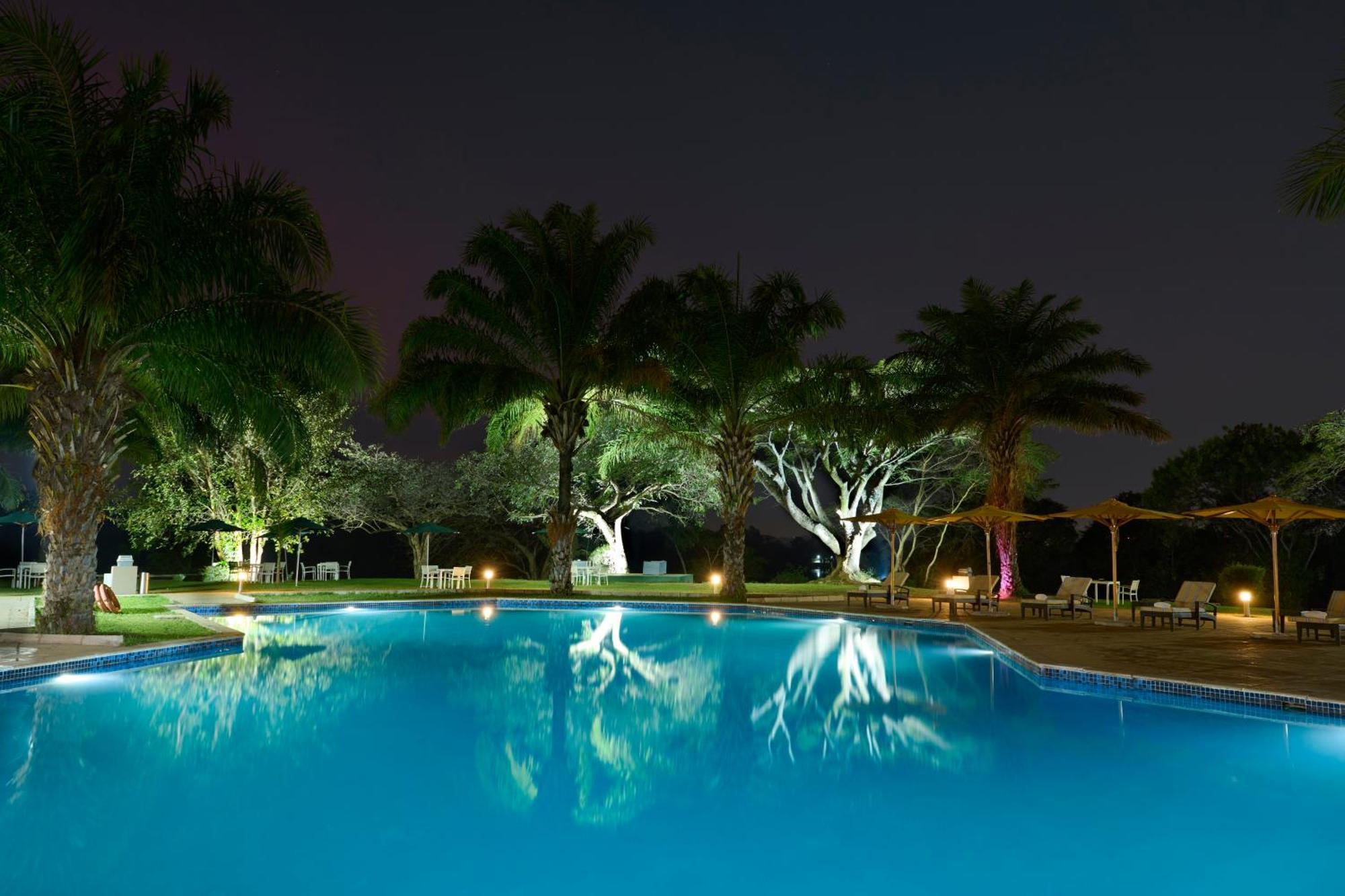 Отель Pullman Lubumbashi Grand Karavia. Экстерьер фото