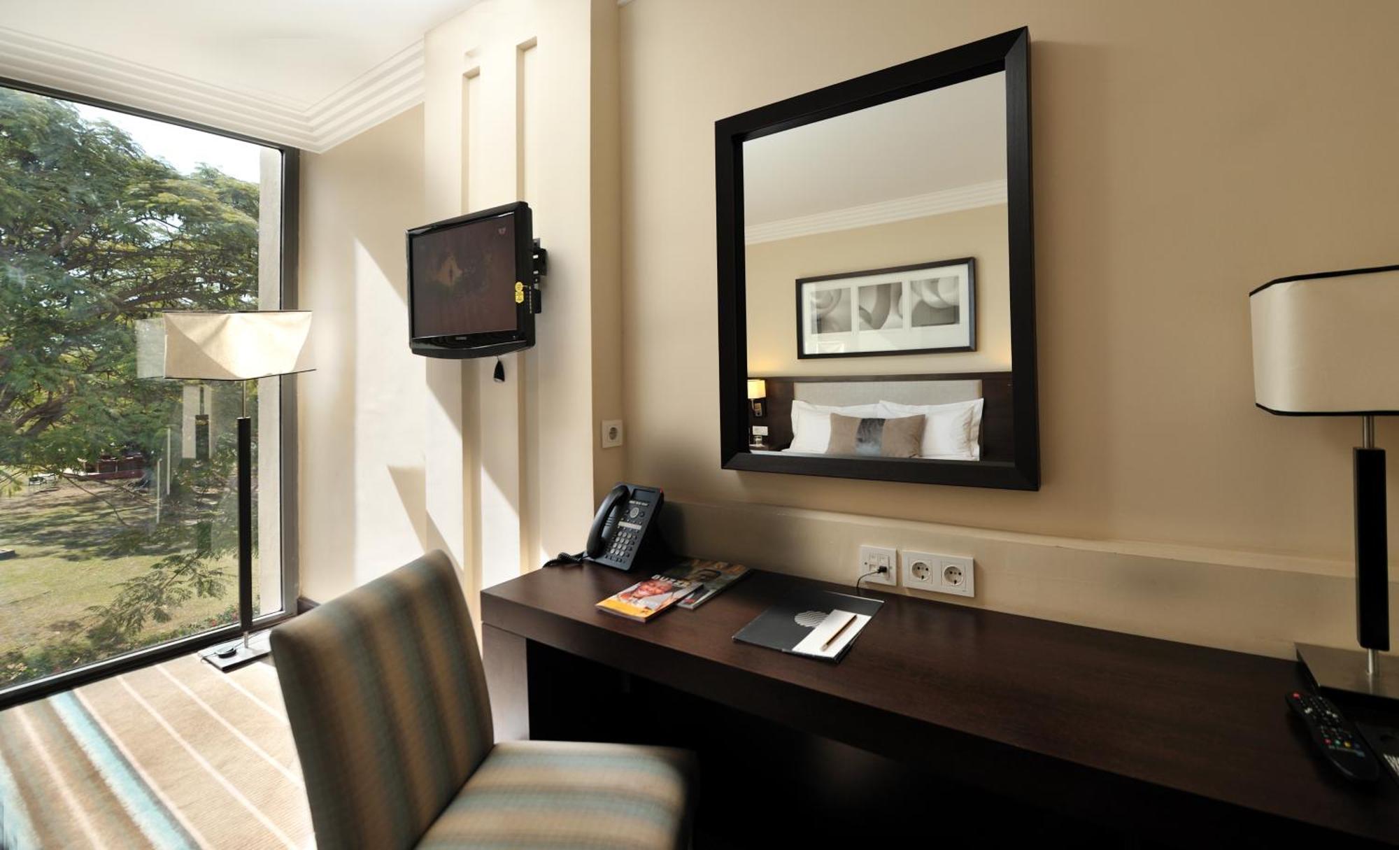 Отель Pullman Lubumbashi Grand Karavia. Экстерьер фото